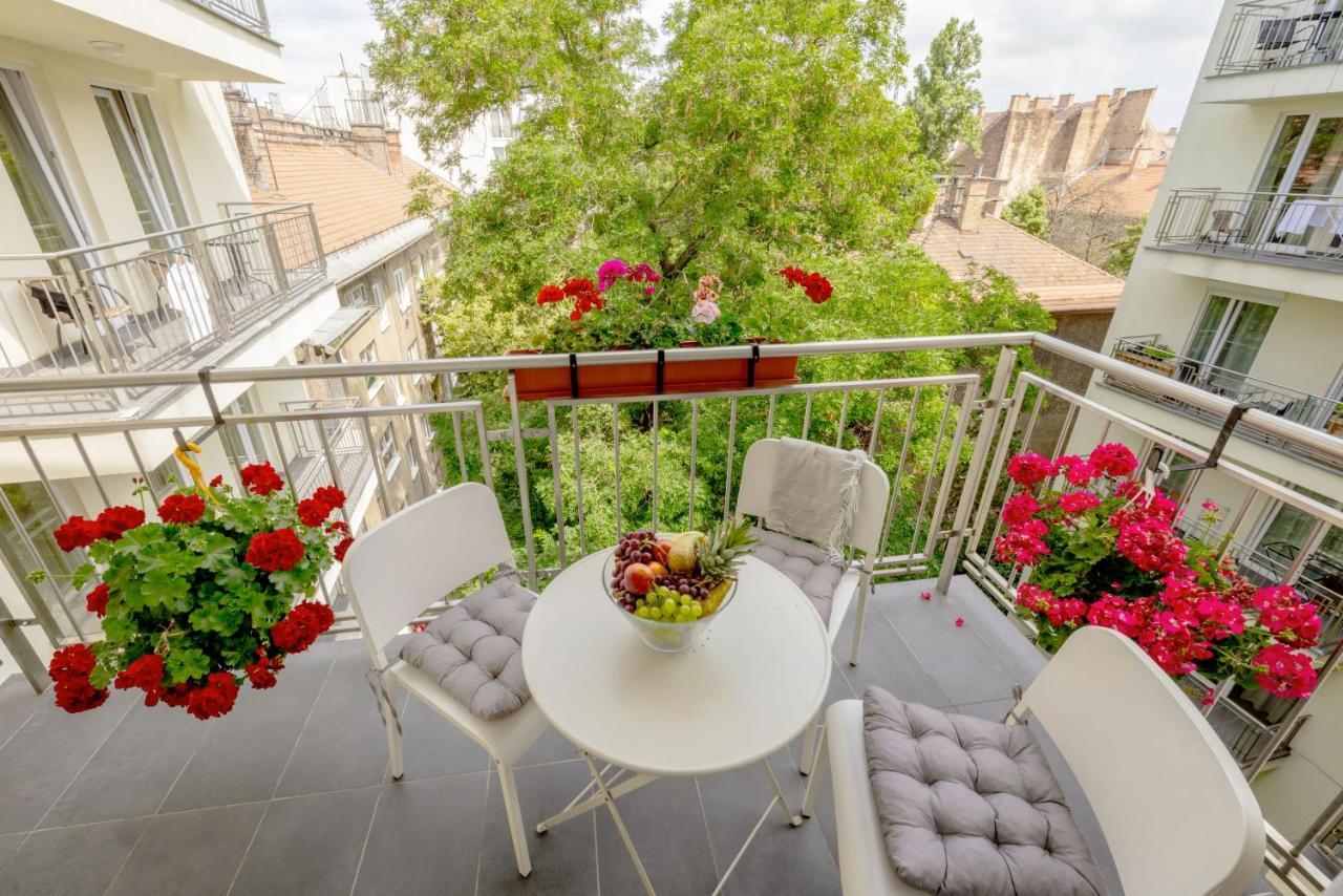 Feel Home Superior # Free Parking # Balcony # Ac Budapest Exteriör bild