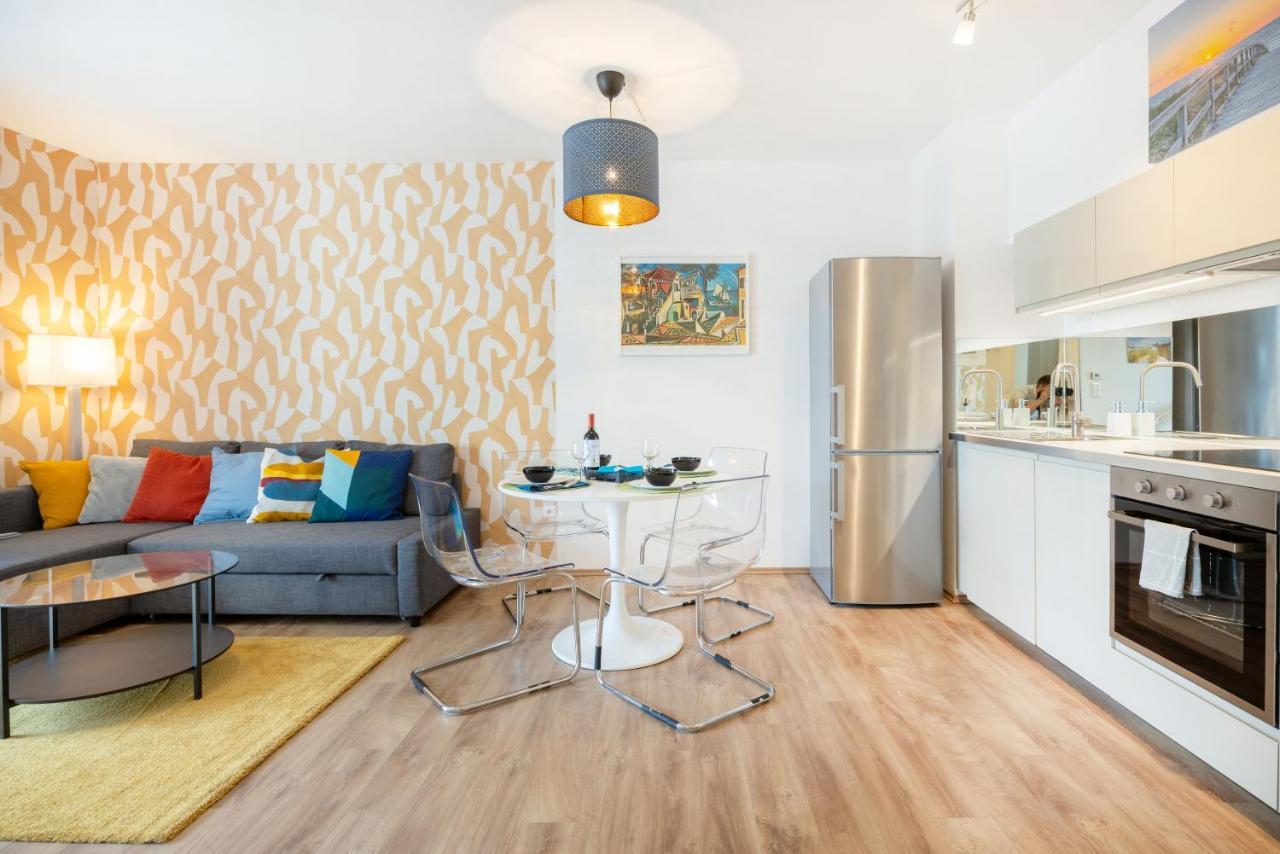 Feel Home Superior # Free Parking # Balcony # Ac Budapest Exteriör bild